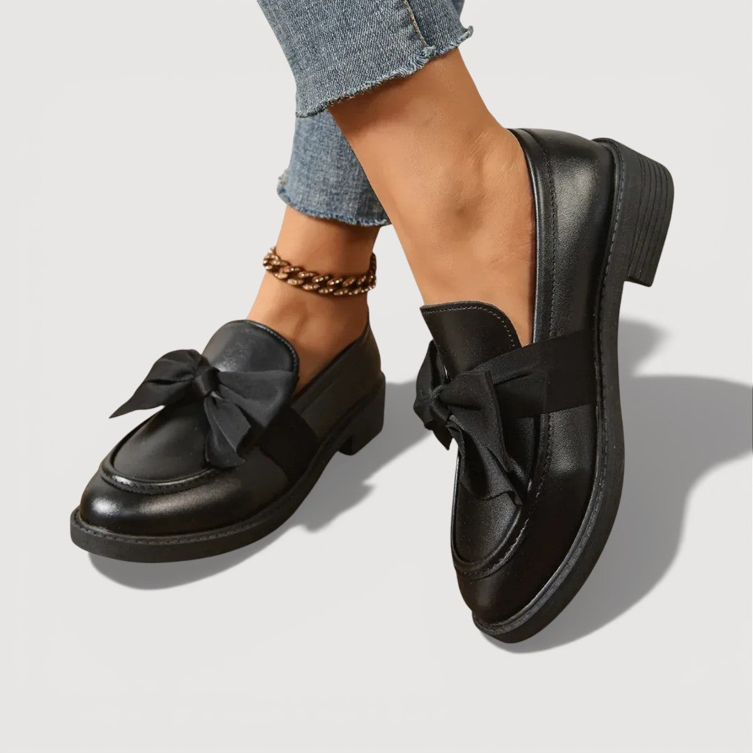 MAERYL – SLIP-ON SKOR MED BOW DETALJ